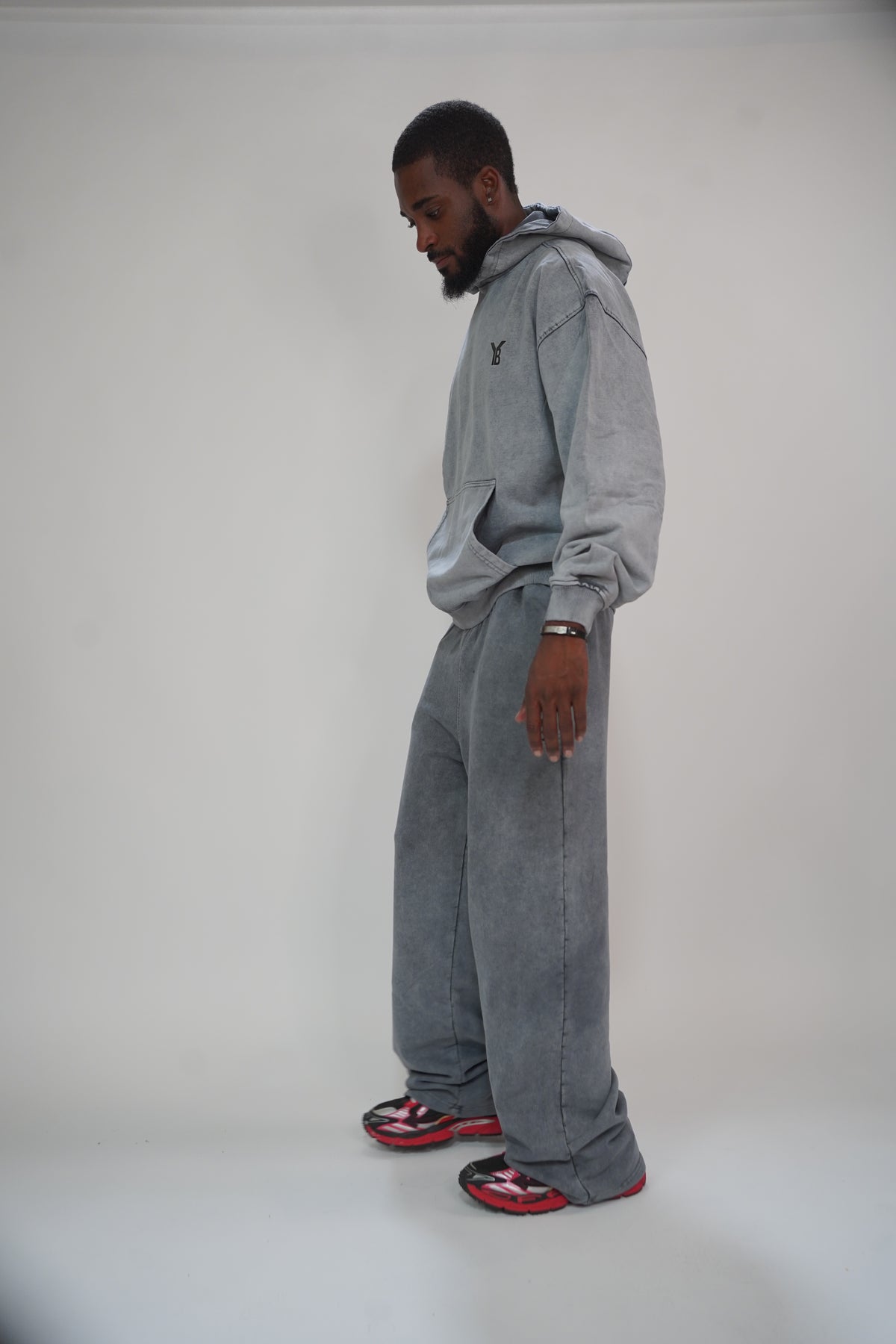 YB OVERSIZED SWEATSUIT